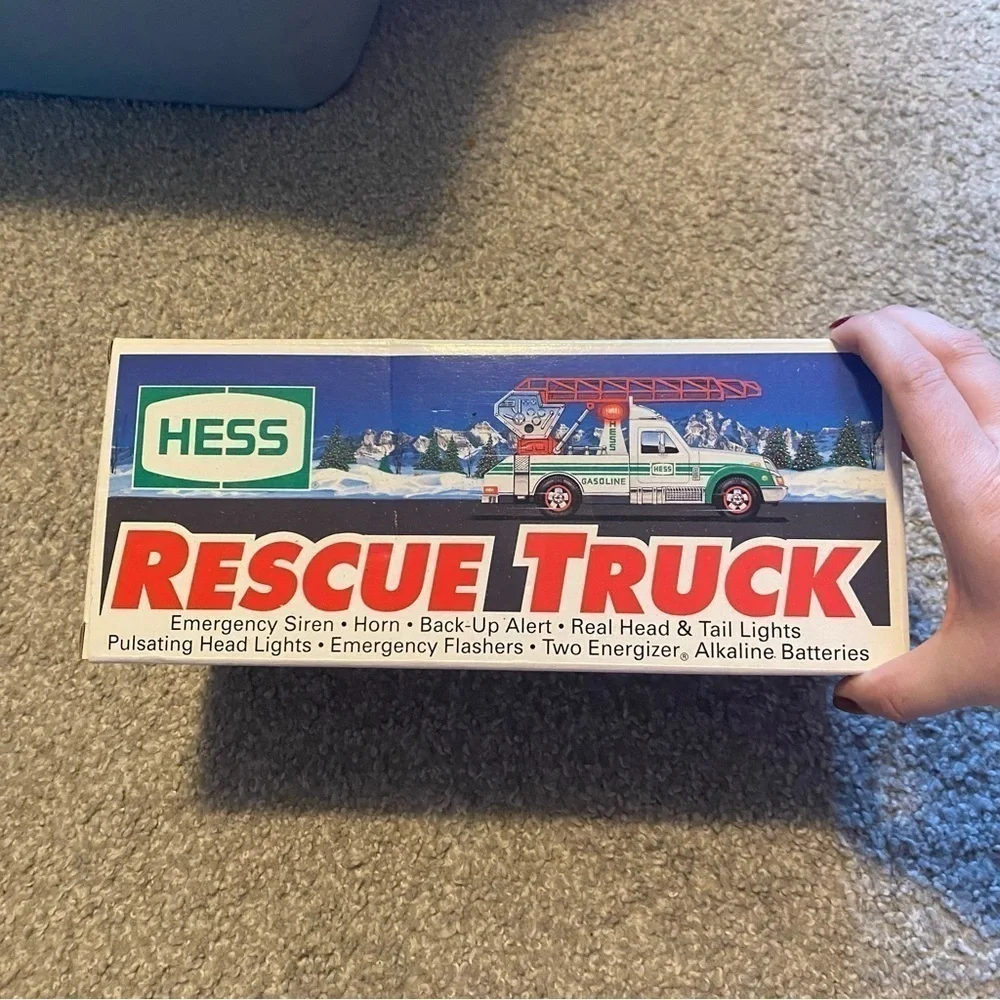 Hess Rescue Truck Kids Toy NEW White Tow Vintage
